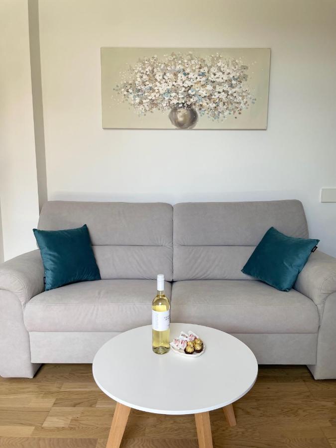 Studio Apartment Maris Podstrana Esterno foto